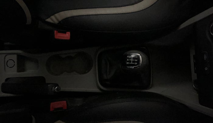 2018 Tata Tiago XT PETROL, Petrol, Manual, 59,643 km, Gear Lever