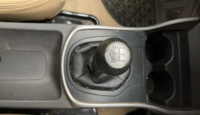 2021 Honda City 1.5L I-VTEC V MT 4TH GEN, Petrol, Manual, 58,520 km, Gear Lever