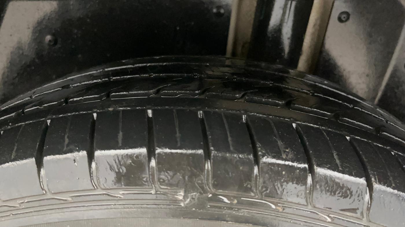 2019 MG HECTOR SMART 1.5 DCT PETROL, Petrol, Automatic, 32,506 km, Left Rear Tyre Tread