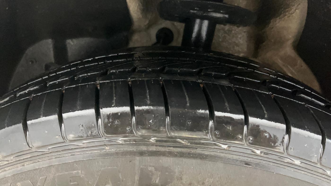 2019 MG HECTOR SMART 1.5 DCT PETROL, Petrol, Automatic, 32,506 km, Left Front Tyre Tread