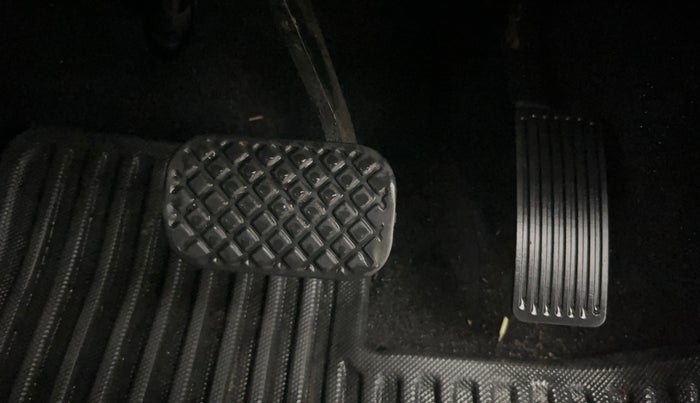 2019 MG HECTOR SMART 1.5 DCT PETROL, Petrol, Automatic, 32,506 km, Pedals