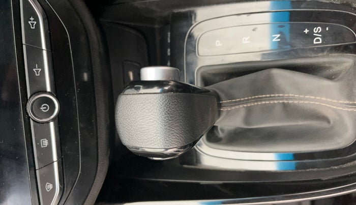 2019 MG HECTOR SMART 1.5 DCT PETROL, Petrol, Automatic, 32,506 km, Gear Lever