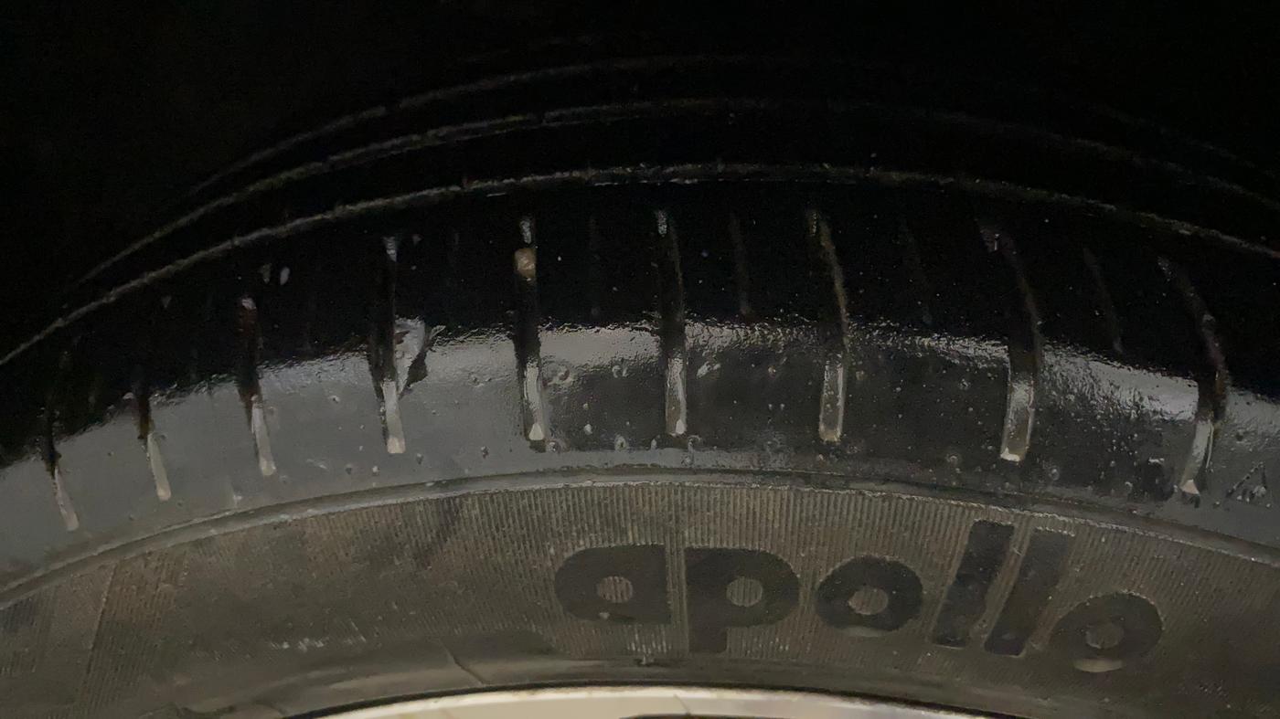 2019 Toyota Glanza V, Petrol, Manual, 38,395 km, Left Front Tyre Tread