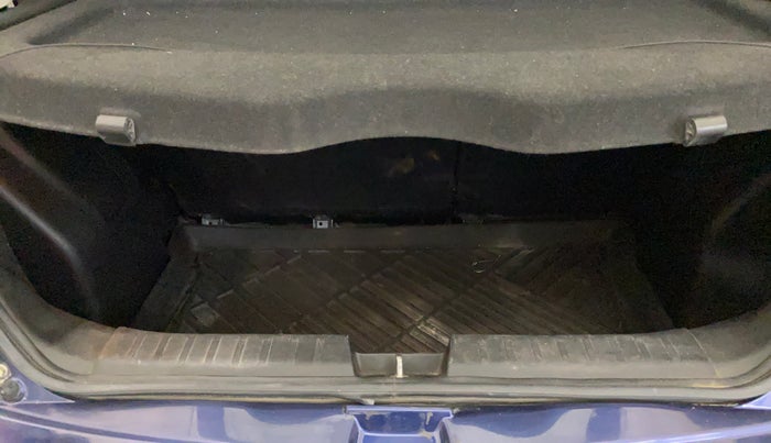 2019 Toyota Glanza V, Petrol, Manual, 38,264 km, Boot Inside