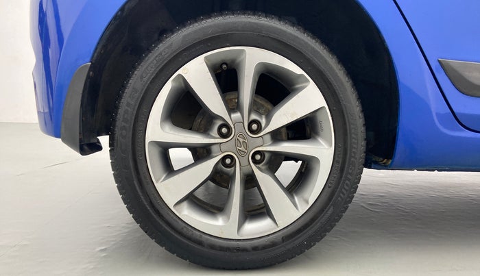 2016 Hyundai Elite i20 1.4 CRDI ASTA (O), Diesel, Manual, 87,378 km, Right Rear Wheel
