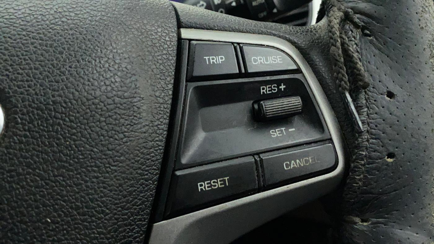 2018 Hyundai Verna 1.6 VTVT SX, Petrol, Manual, 63,194 km, Adaptive Cruise Control