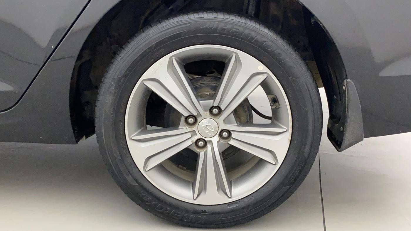 2018 Hyundai Verna 1.6 VTVT SX, Petrol, Manual, 63,194 km, Left Rear Wheel