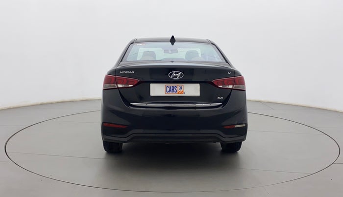 2018 Hyundai Verna 1.6 VTVT SX, Petrol, Manual, 63,194 km, Back/Rear
