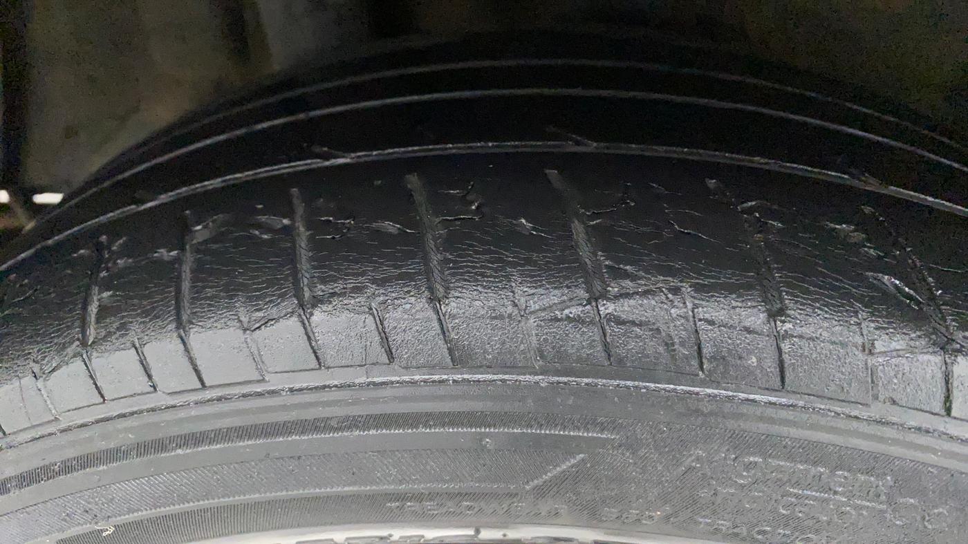 2018 Hyundai Verna 1.6 VTVT SX, Petrol, Manual, 63,194 km, Right Front Tyre Tread