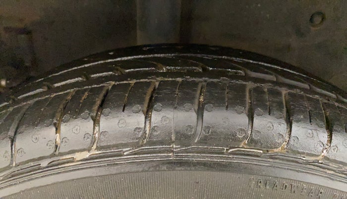 2016 Maruti Celerio VXI AMT, Petrol, Automatic, 50,900 km, Right Rear Tyre Tread