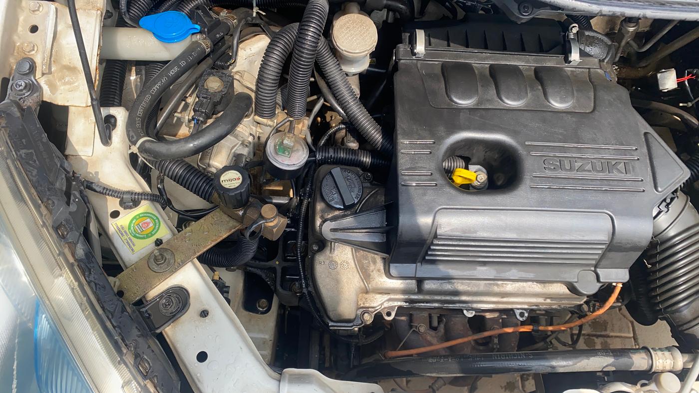 2017 Maruti Wagon R 1.0 VXI AMT, CNG, Automatic, 72,197 km, Engine View - Right
