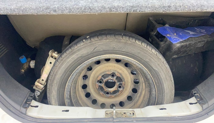 2017 Maruti Wagon R 1.0 VXI AMT, CNG, Automatic, 72,199 km, Spare Tyre