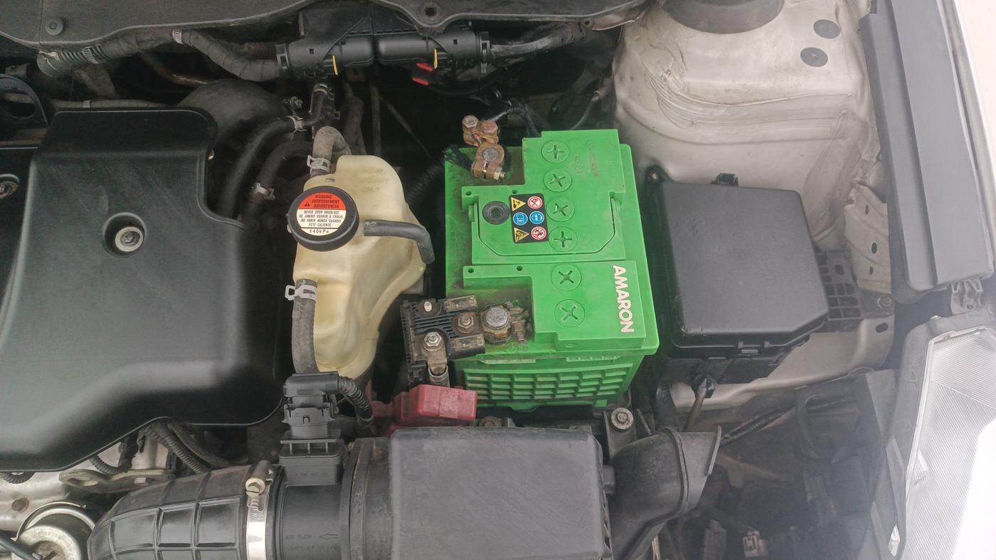 2015 Maruti Ciaz VDI +, Diesel, Manual, 1,19,921 km, Engine View - Left