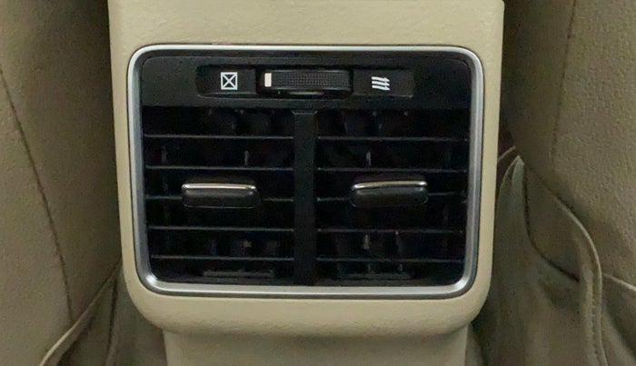 2016 Maruti Ciaz ZXI, Petrol, Manual, 57,653 km, Rear AC Vents