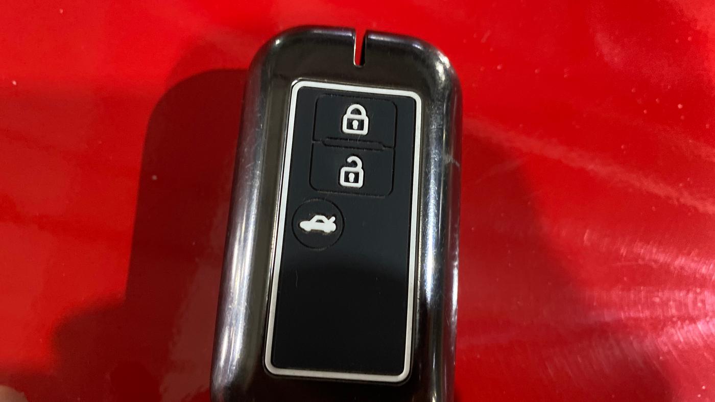 2021 Maruti Swift ZXI PLUS AMT, Petrol, Automatic, 76,604 km, Key Close Up