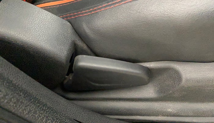 2021 Renault Kwid RXL, Petrol, Manual, 21,616 km, Driver Side Adjustment Panel