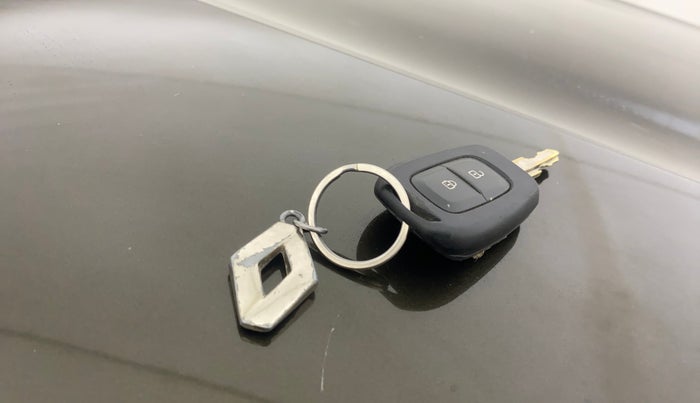 2021 Renault Kwid RXL, Petrol, Manual, 21,616 km, Key Close Up