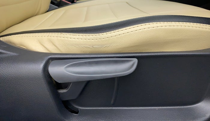 2021 Volkswagen Polo COMFORTLINE 1.0 TSI AT, Petrol, Automatic, 22,658 km, Driver Side Adjustment Panel