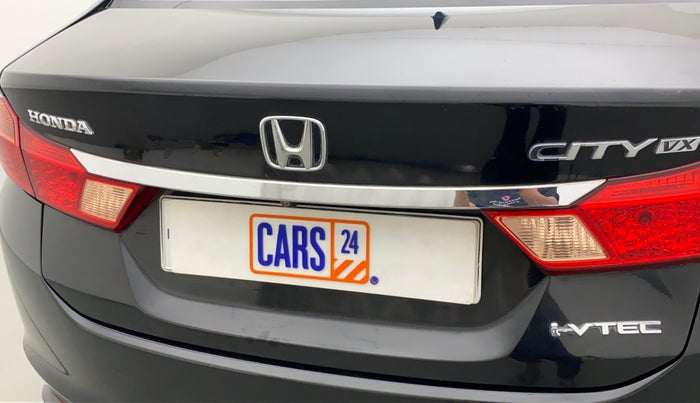 2014 Honda City VX MT PETROL, Petrol, Manual, 53,199 km, Dicky (Boot door) - Minor scratches