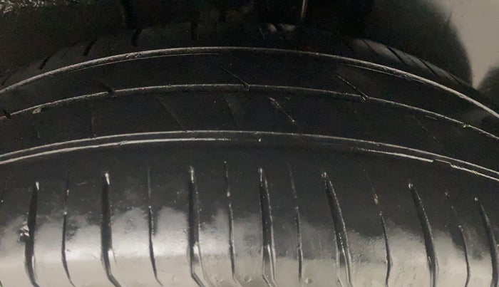 2021 Tata PUNCH ADVENTURE AMT, Petrol, Automatic, 73,638 km, Left Rear Tyre Tread