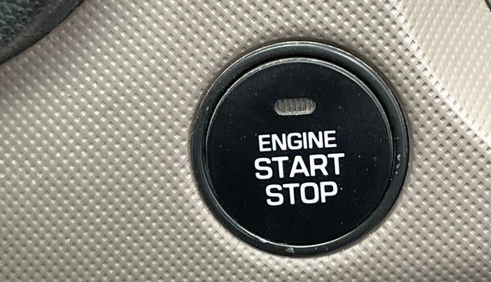 2014 Hyundai Grand i10 SPORTZ 1.2 KAPPA VTVT, Petrol, Manual, 82,749 km, Keyless Start/ Stop Button