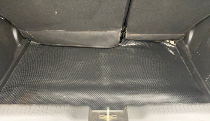 2019 Maruti Swift ZXI AMT, Petrol, Automatic, 1,00,201 km, Boot Inside