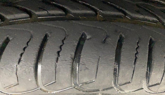 2018 Ford Ecosport TITANIUM + 1.5L PETROL AT, Petrol, Automatic, 17,772 km, Left Rear Tyre Tread