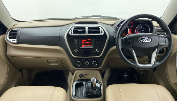 2015 Mahindra TUV300 T8 AT, Diesel, Automatic, 95,290 km, Dashboard