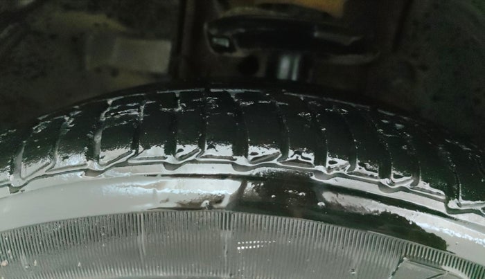2018 Tata TIGOR XZ PETROL, Petrol, Manual, 40,381 km, Left Front Tyre Tread