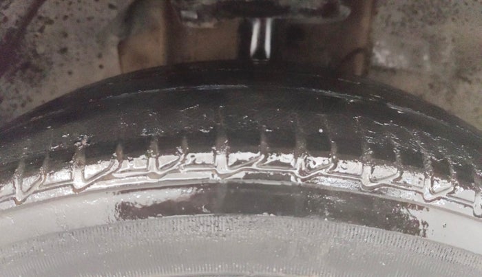 2018 Tata TIGOR XZ PETROL, Petrol, Manual, 40,381 km, Right Front Tyre Tread