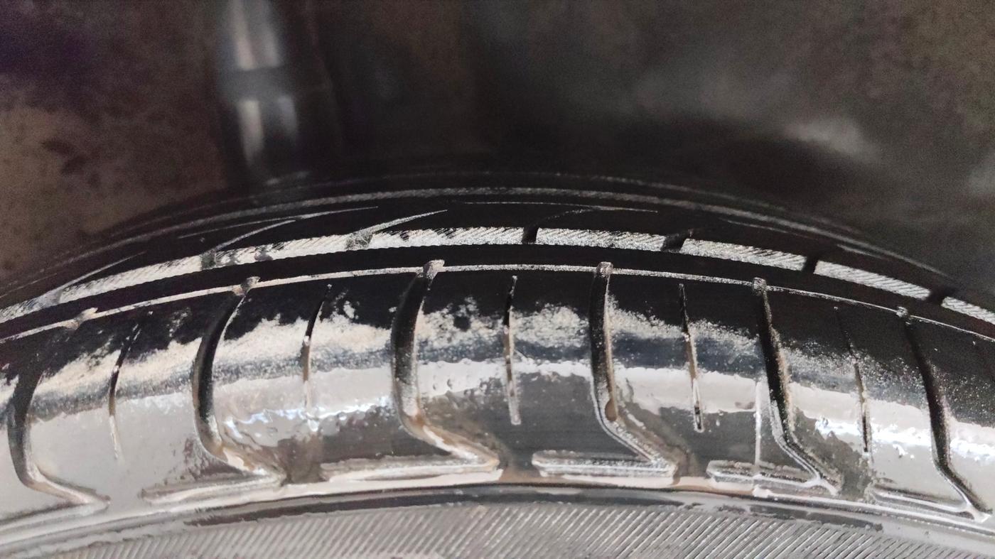 2014 Honda Mobilio 1.5L I-VTEC V (O), Petrol, Manual, 67,809 km, Right Rear Tyre Tread