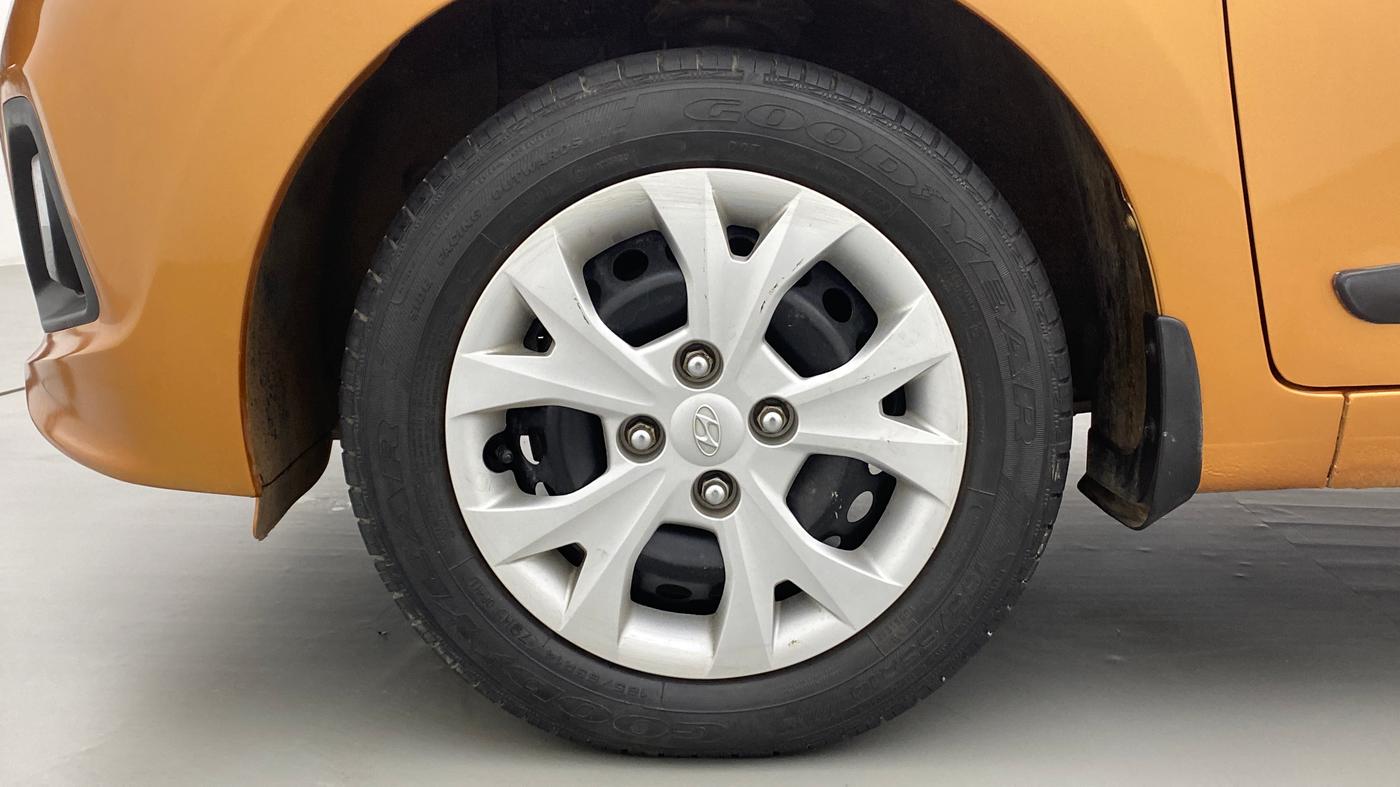 2016 Hyundai Grand i10 MAGNA 1.2 KAPPA VTVT, Petrol, Manual, 16,191 km, Left Front Wheel