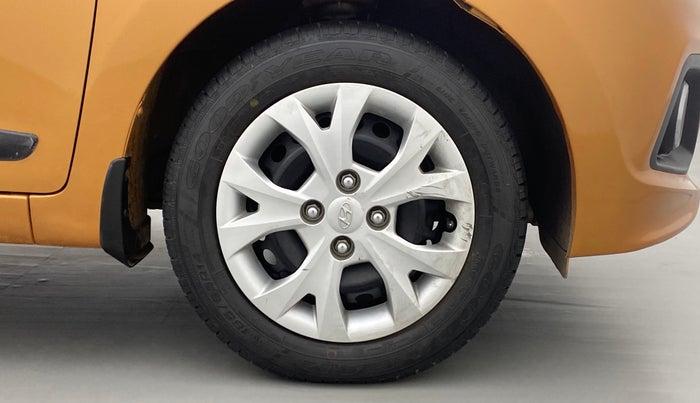 2016 Hyundai Grand i10 MAGNA 1.2 KAPPA VTVT, Petrol, Manual, 16,191 km, Right Front Wheel