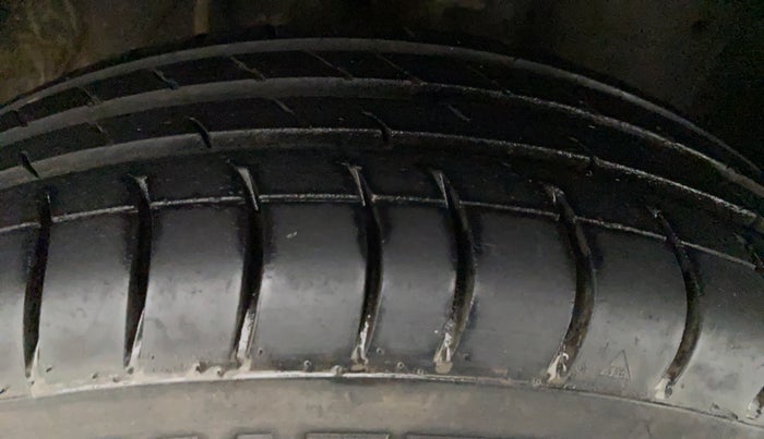 2015 Datsun Go Plus T, Petrol, Manual, 40,816 km, Right Front Tyre Tread