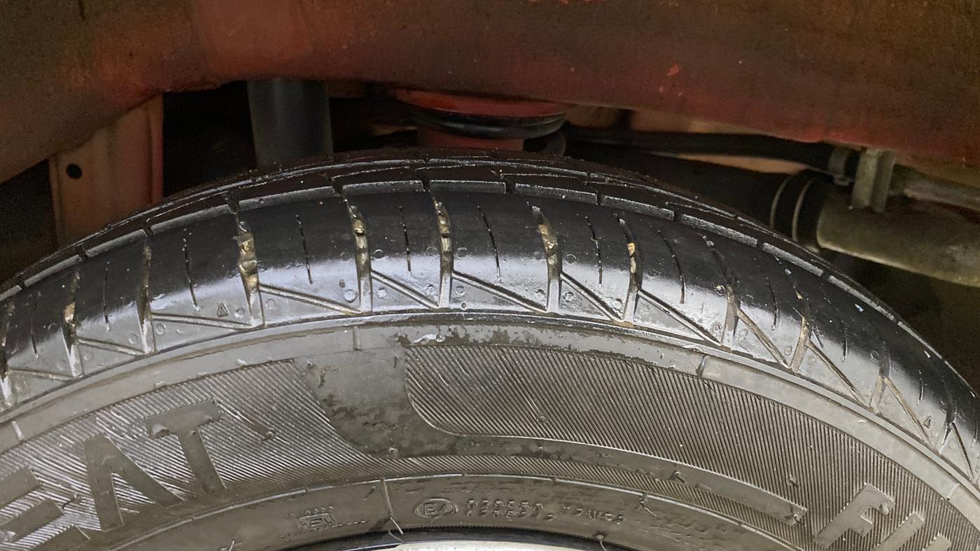 2021 Maruti Alto VXI PLUS, Petrol, Manual, 13,665 km, Left Rear Tyre Tread