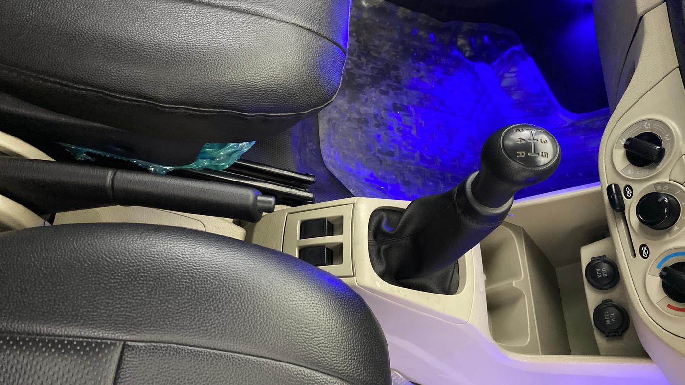 2021 Maruti Alto VXI PLUS, Petrol, Manual, 13,665 km, Gear Lever