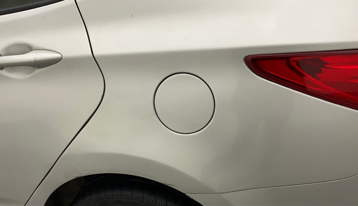 2014 Hyundai Verna FLUIDIC 1.4 VTVT, Petrol, Manual, 1,11,033 km, Left quarter panel - Minor scratches