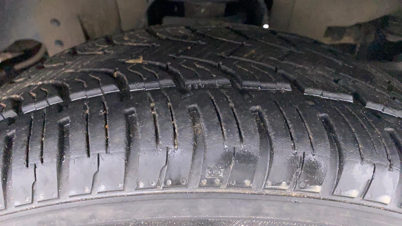 2020 Mahindra Scorpio S9, Diesel, Manual, 48,491 km, Right Front Tyre Tread