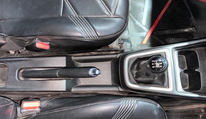 2023 Maruti Swift VXI, Petrol, Manual, 54,128 km, Gear Lever