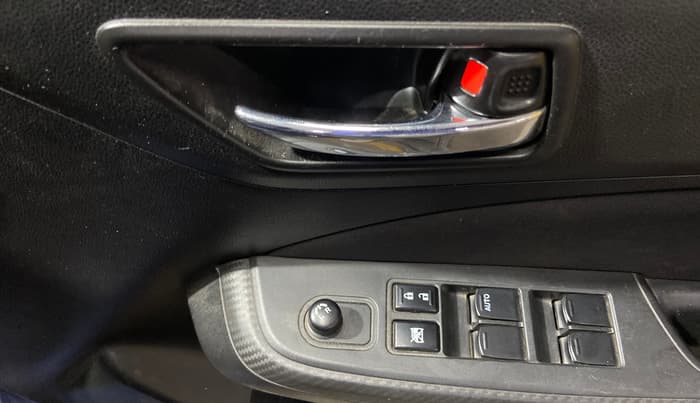 2023 Maruti Swift VXI, Petrol, Manual, 54,128 km, Driver Side Door Panels Control