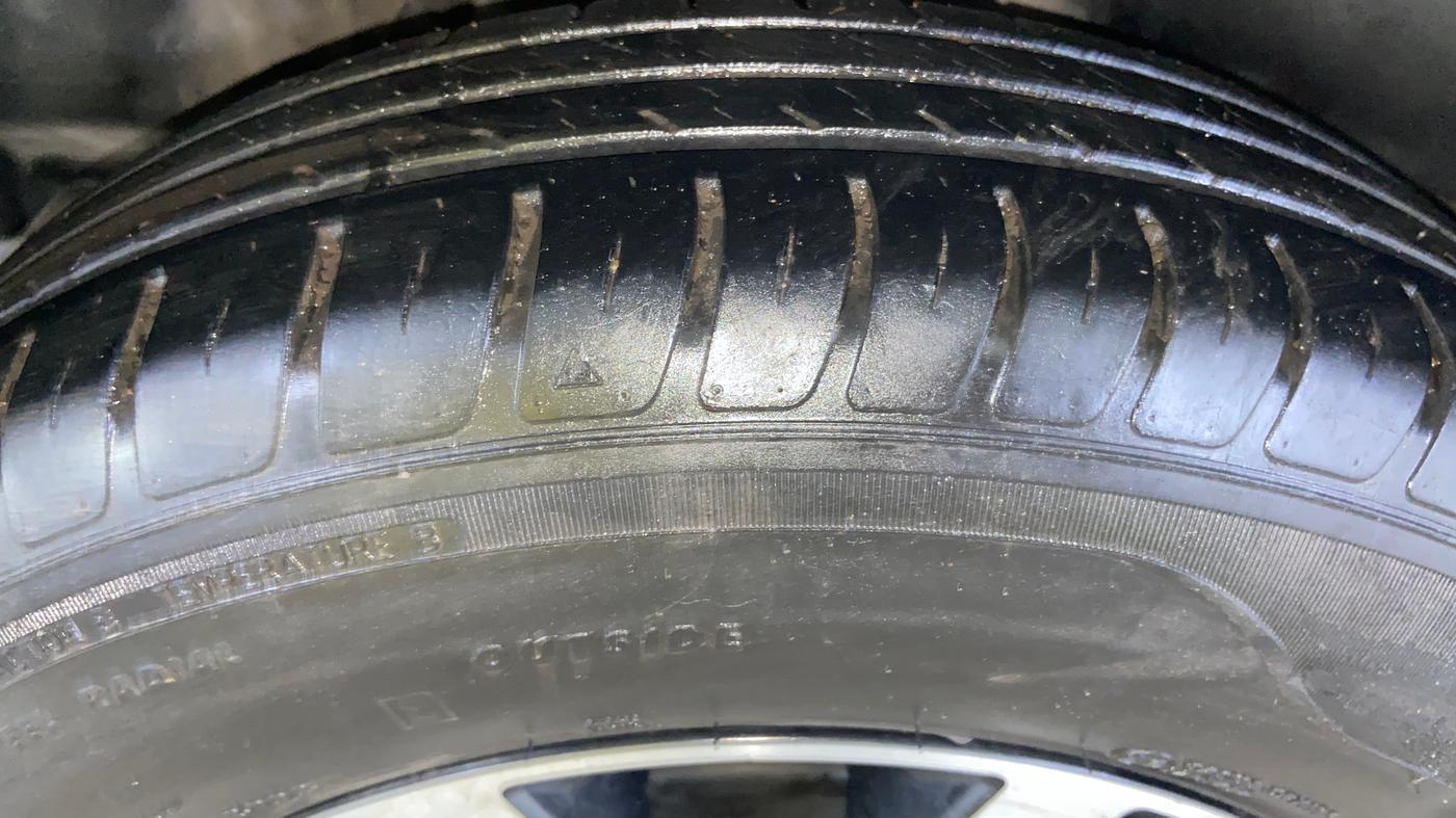 2023 Maruti Swift VXI, Petrol, Manual, 54,128 km, Right Rear Tyre Tread