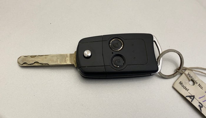 2015 Honda CRV 2.4L 2WD AT, Petrol, Automatic, 1,07,448 km, Key Close Up