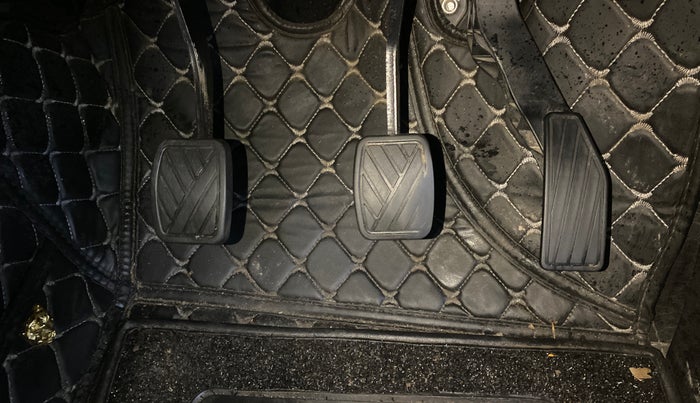 2021 Maruti S PRESSO VXI (O) CNG, CNG, Manual, 94,334 km, Pedals