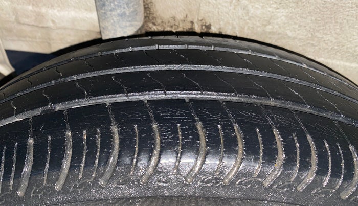 2021 Maruti S PRESSO VXI (O) CNG, CNG, Manual, 94,334 km, Right Rear Tyre Tread