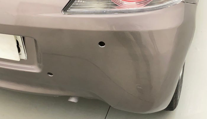 2012 Honda Brio V MT, Petrol, Manual, 77,700 km, Infotainment system - Parking sensor not present