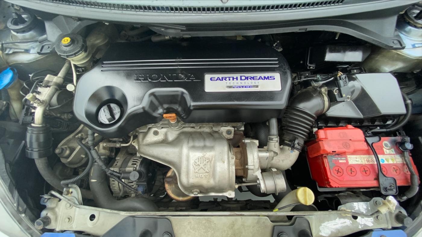 2014 Honda Amaze 1.5 VXMT I DTEC, Diesel, Manual, 76,440 km, Engine Bonet View