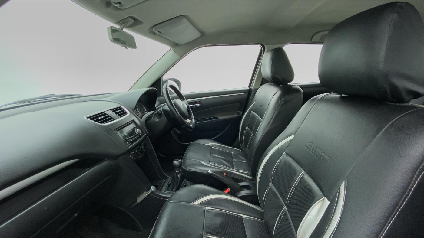 2014 Maruti Swift VXI D, Petrol, Manual, 83,133 km, Right Side Front Door Cabin