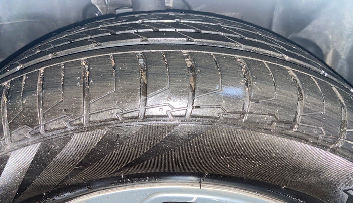 2018 Ford Ecosport TITANIUM + 1.5L DIESEL, Diesel, Manual, 55,303 km, Right Front Tyre Tread