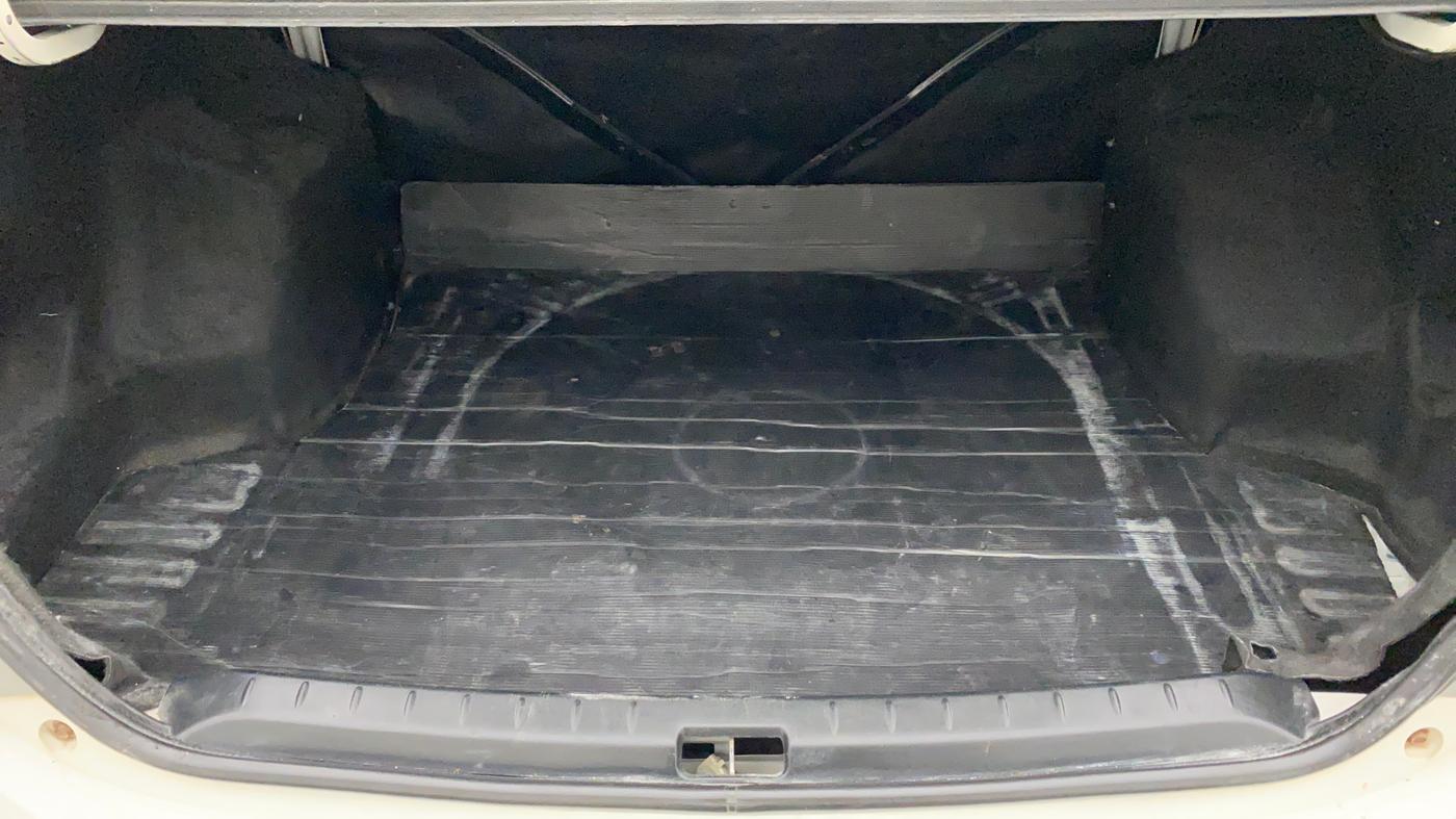 2011 Toyota Etios G, Petrol, Manual, 75,766 km, Boot Inside