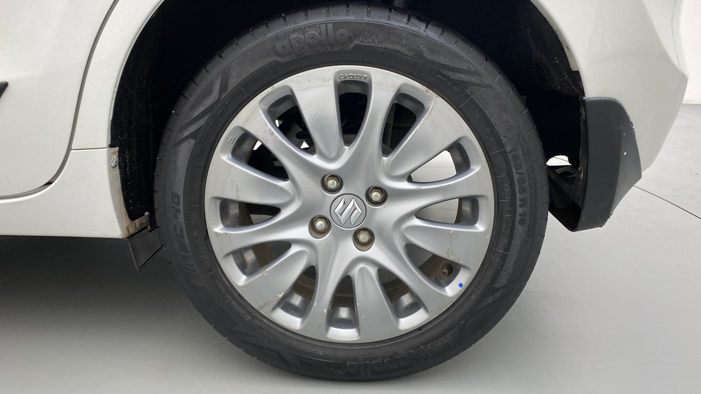 2016 Maruti Baleno ZETA CVT PETROL 1.2, Petrol, Automatic, 31,273 km, Left Rear Wheel
